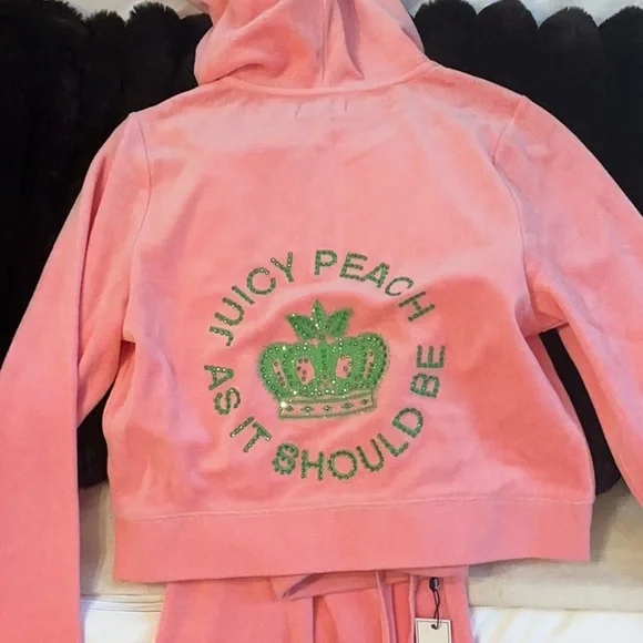 Juicy Couture Coral Velour Set with Green Logo - Picture 2 of 2